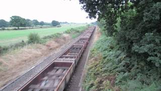 preview picture of video '2 X Network Rail Yellow Class 57 @ Hedge End 618G 0700 Farnham to Eastleigh East Yard 25 08 13'