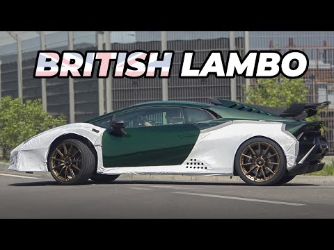 This British Racing Green Huracan STO is sick!