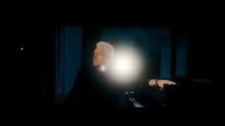 Rainhard Fendrich &quot;Hoit mi&quot; (Official Video)