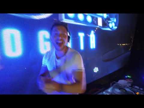 LIVE! Conexión Latina @ELMOZO By Andres More