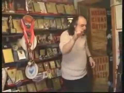 HASAN CİHAT ÖRTER AİLESİ  ve  MİSAFİRLERİ,,   AMCASI BuZUKİ EROL  VE EŞ,İ DESPİNA, ve    -1-