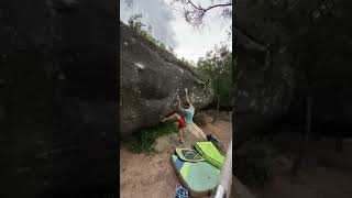 Video thumbnail: La cleka, 6c+. La Riba