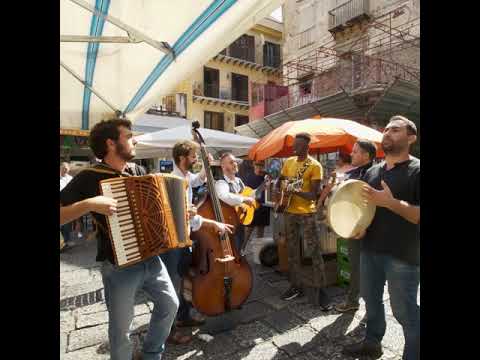 "La Siminzina" - Chris Obehi feat. Angelo Daddelli & I Picciotti (Rosa Balistreri)