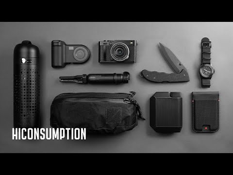 10 Must-Have Blackout EDC Essentials