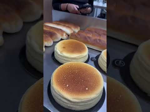 Chin chin chu cakes #japanesecake #food #trendingshorts #india #punjab #ludhiana 🎂🎂 #aviation