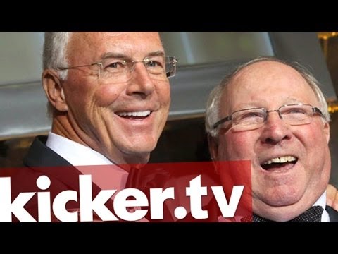 "Super Legende" - Franz Beckenbauer ehrt Uwe Seeler - kicker.tv