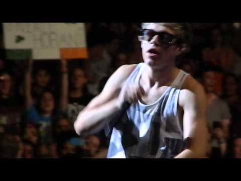One Direction - Niall rapping