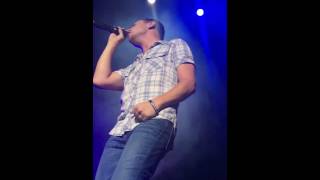 Southern Belle - Scotty McCreery live 8/2/15