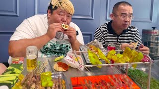 [問卦] 胖猴仔不演了 直接開吃