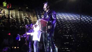 Los Tigres del Norte y Raul Hernandez Amor Prisionero