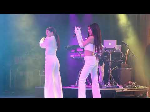 191104 Tiffany Young – “Invitation” (Uhm Junghwa Cover) // Toronto – Magnetic Moon Tour