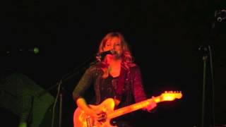 Put Your Guns Down Please