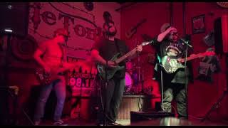 WHAT HURTS THE MOST (COVER) LIVE AT OKIE TONK CAFE, MOORE OKLAHOMA