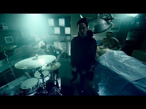 Travis Barker & Yelawolf - Whistle Dixie [MUSIC VIDEO]