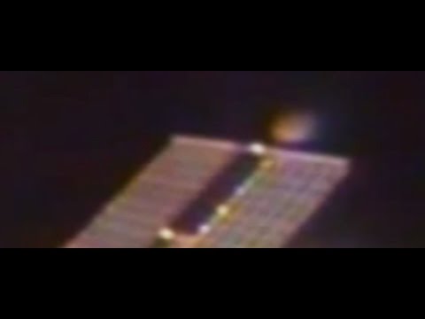 Камерата на МКС заснела НЛО?