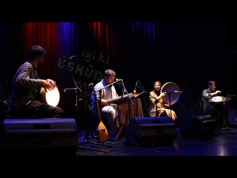 Sedat Anar ft. Selahattin Anar - Seyrimde Bir Şehre Vardım [Konser Kaydı]