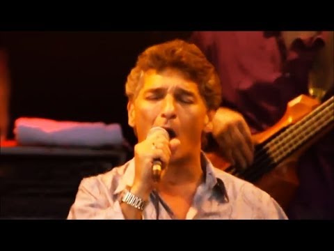 Gipsy Kings - Patchai Reyes ("Mi Mora") - Live in London