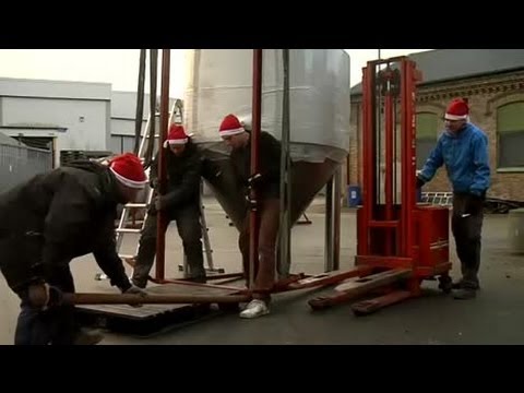 Fyra lagertankar till på plats i bryggeriet