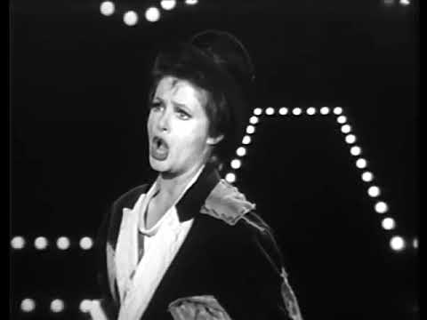 Cara Williams Sings Judy Garland Style