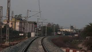 preview picture of video '#30584 src wap 7 bound with #12221 Pune Howrah AC duranto express'