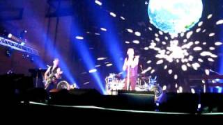 Depeche Mode - Miles Away / the Truth is (Live In Barcelona 20/11/2009)