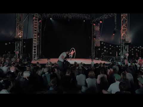 Show festival Glastonbury 50 2022 cyr wheel matrix alberto cardeña