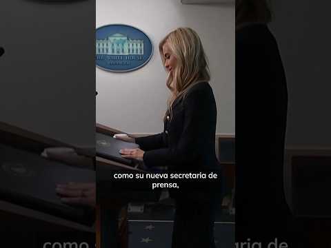 Polémica nueva secretaria de prensa de Trump: se presenta como abogada, pero no aprobó la reválida
