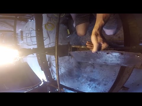 Evicting one mouse nest at a time..  1938 Lincoln Zephyr Restoration Part 5