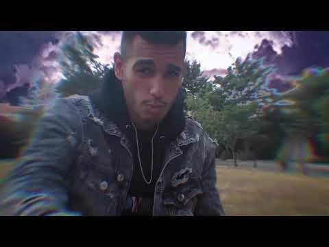 VARGAS X DOUBLE3 -  OUH #AREA51(Prod by DØPE N' SOAP)