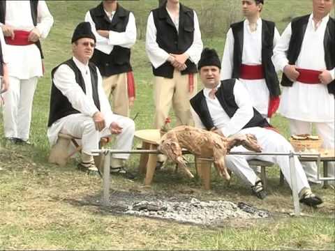 1 Haiducii din Amarasti    Codru i frate cu haiducul