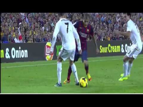 Dani Alves Amazing Skill Nutmeg) vs Cristiano Ronaldo HD