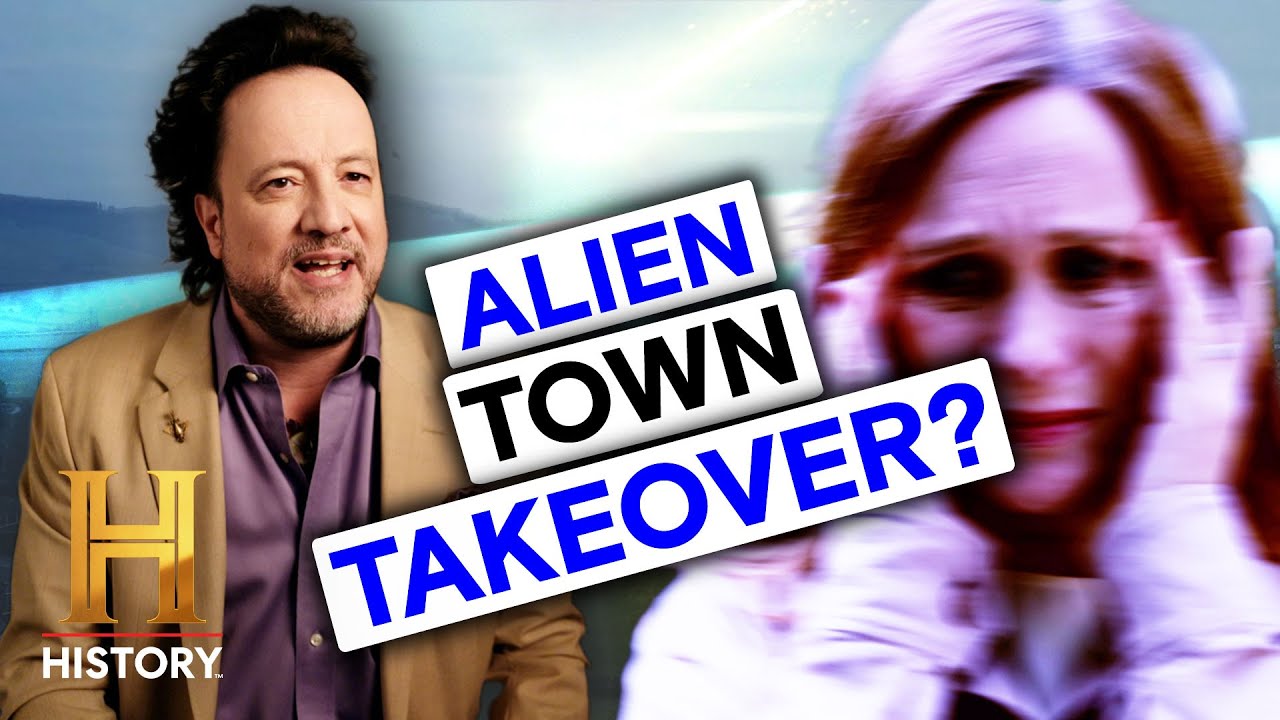 UFO Panic Grips English Town (S21) | Ancient Aliens