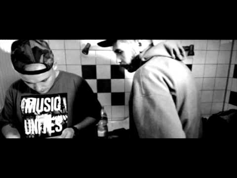 05. O.S.T.R & Hades - Ona i ja