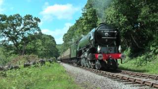 preview picture of video 'A1 60163 Tornado on the NYMR in BR Brunswick Green Pullman Diner Train'