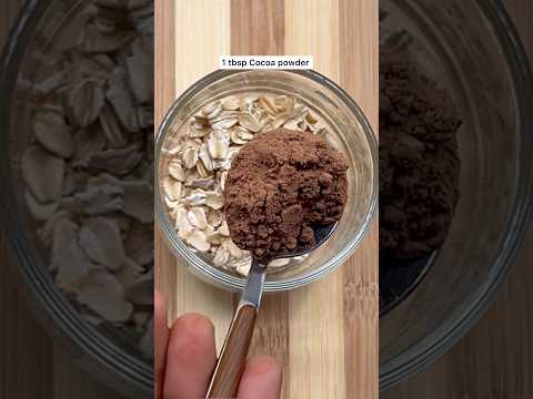 Chocolate Overnight Oats #oatmeal #oats #breakfast #chocolate #shorts