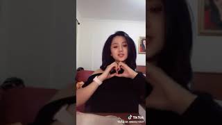 Download lagu KUMPULAN VIDIO TIK TOK)/ CEWEK-CEWEK CANTIK 62 mp3