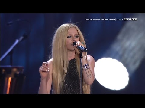 Popradský huslista na jednom pódiu s Avril Lavigne