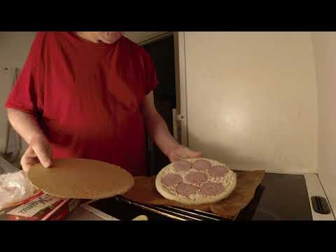 MongoTV_12047 - Del 1 - Spiser En God Frost PIZZA Sent Tirsdag Aften - Pension Kommer Onsdag Morgen