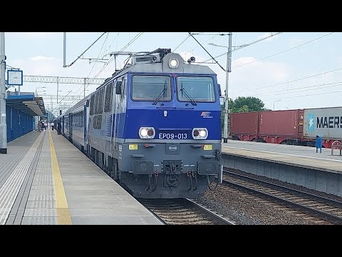 wjazd I odjazd pociągu IC ARTUS z EP09-013 na stacji Kościan