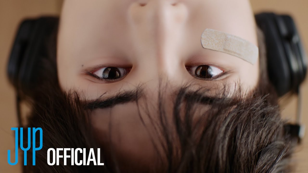 KickFlip(킥플립) "반창고 (Band-Aid)" M/V