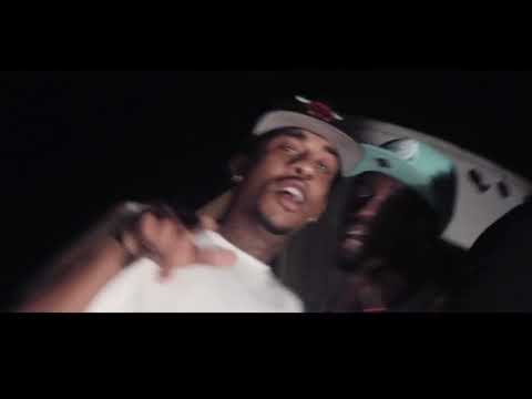 YOMOLLYBLINK FT DEE MONEII AND KASH D..MOLLY OFFICIAL VIDEO