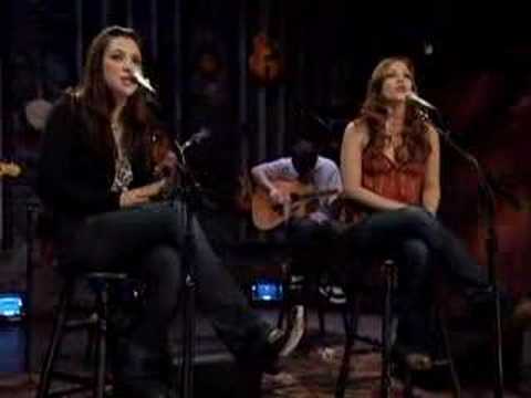 The Wreckers - Love Me Like That