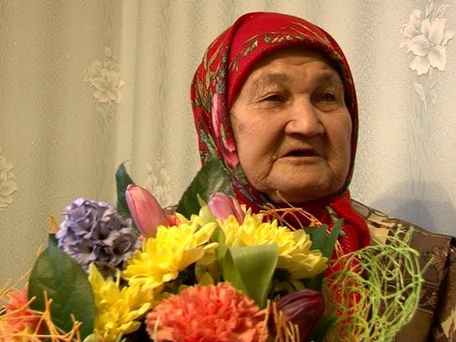 Была и конюхом и лес валила