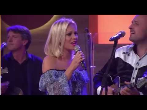 Gazde i Ivana Marić- tebe voljeti - In magazin