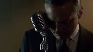 Luis Miguel en inglés promocionando su serie