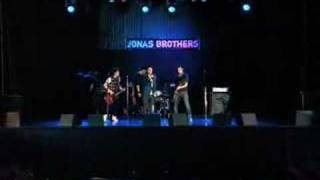 BABY BOTTLE POP COMMERCIAL - THE JONAS BROTHERS