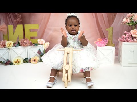 Corinne's Cake Smash Session