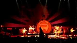 Shaka Ponk & Skunk Anansie - Spit You Out @ Bercy