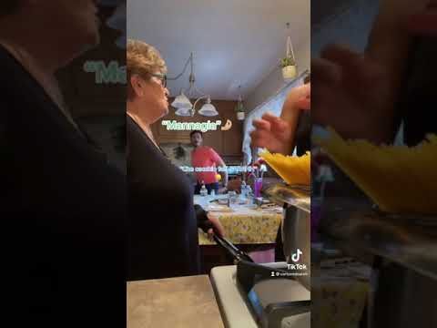 Putting the pasta in before the water boils in front of my Italian family 😂 #shorts