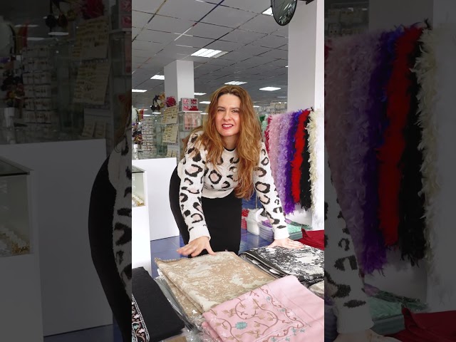 Vídeo relacionado con Voqeen Bufanda Mujer Invierno Largas Cálido Cachemira Pañuelos con Borlas Grande Chal Suave Mantón Estolas Regalos para Navidad